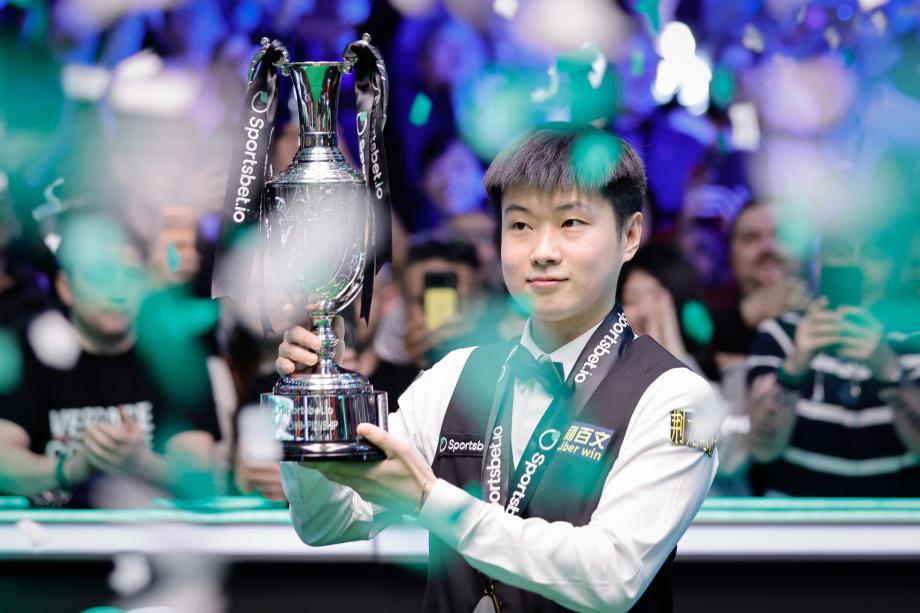 [图]赵心童巡回锦标赛夺冠 包揽球员系列赛三冠创历史星空app注册登录