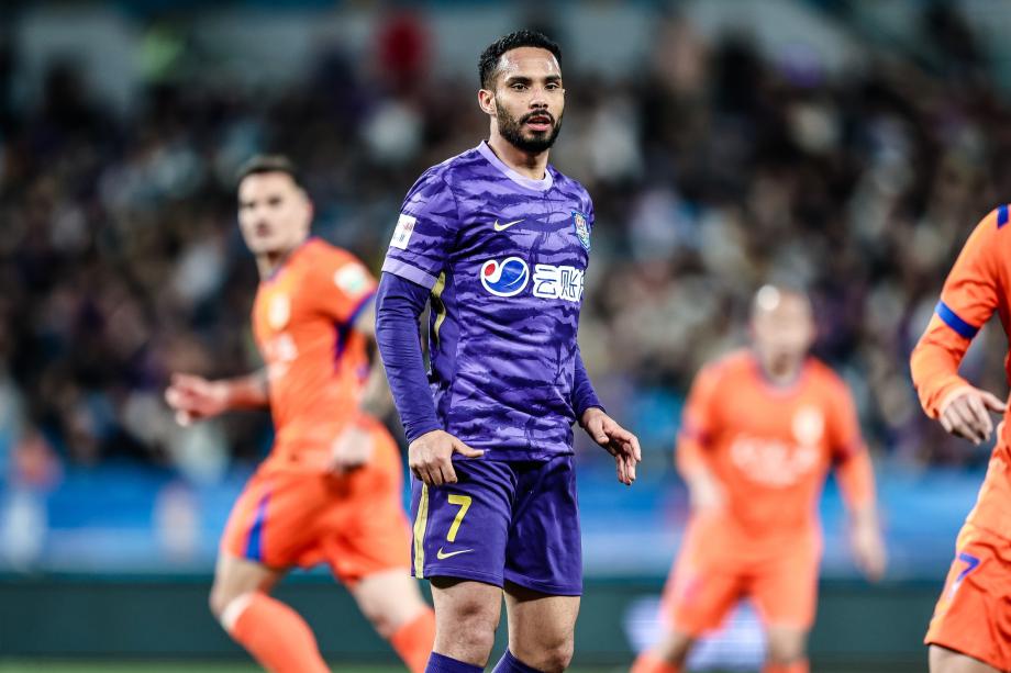 中超-基莱斯世界波陈泽仕建功 泰山2-1逆转津门虎