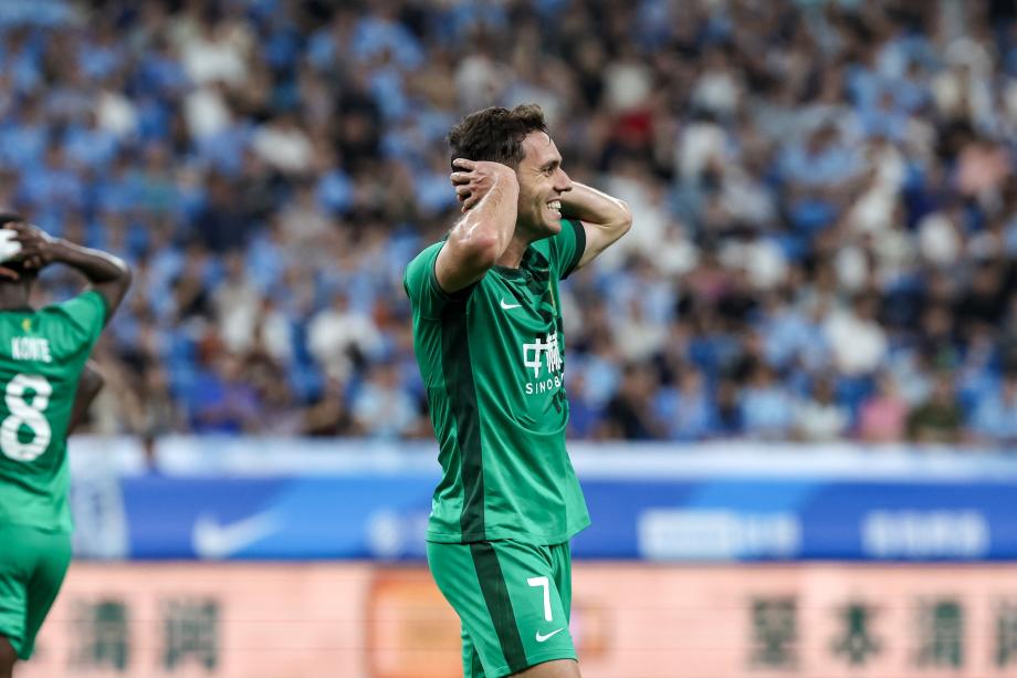 中超-张稀哲制胜球 国安1-0新鹏城终结5轮不胜