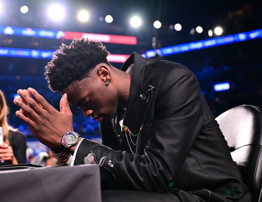 2026年NBA选秀大会举行 迪班萨被奇才选中当选状元