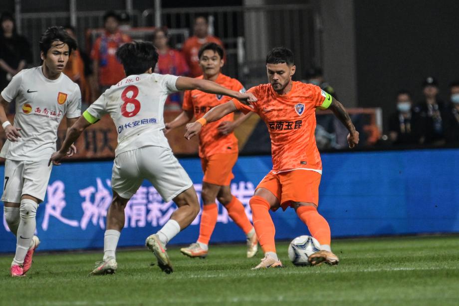 [图]约尼查破门 云南玉昆1-0重庆铜梁龙晋级四强