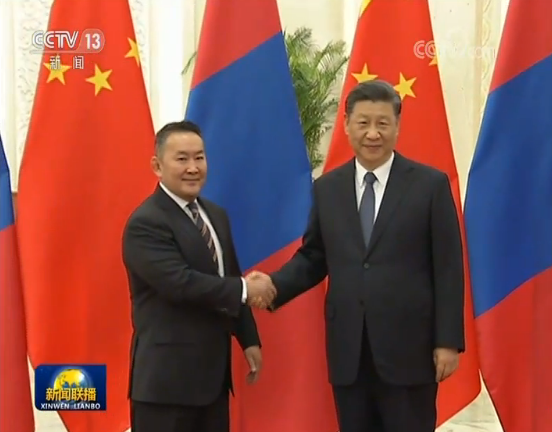 习近平同蒙古国总统会谈