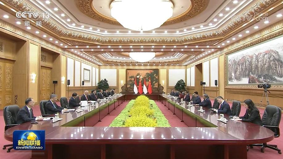 习近平同印度尼西亚总统会谈