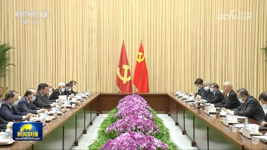 蔡奇会见越南共产党代表团