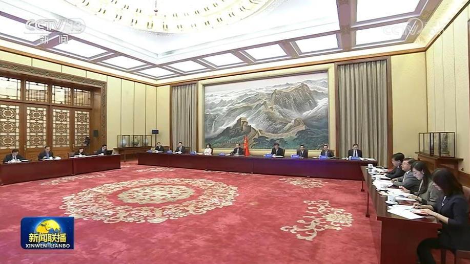 赵乐际同巴基斯坦国民议会议长举行会谈
