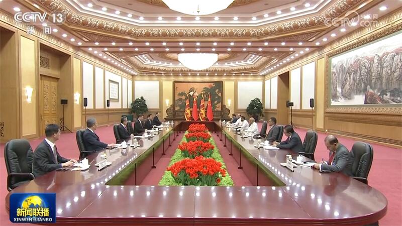 习近平会见斯里兰卡总理