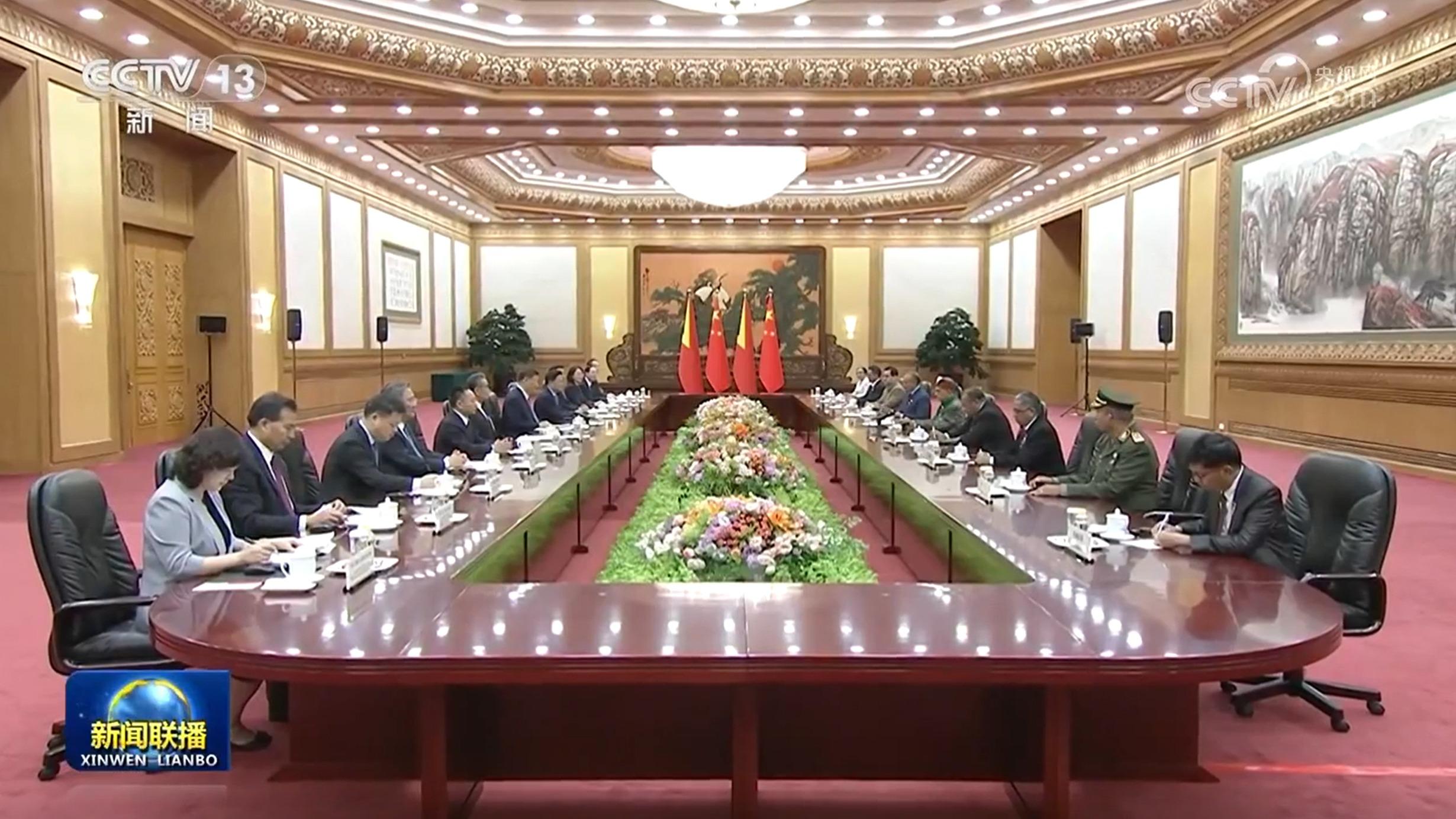 习近平同东帝汶总统会谈