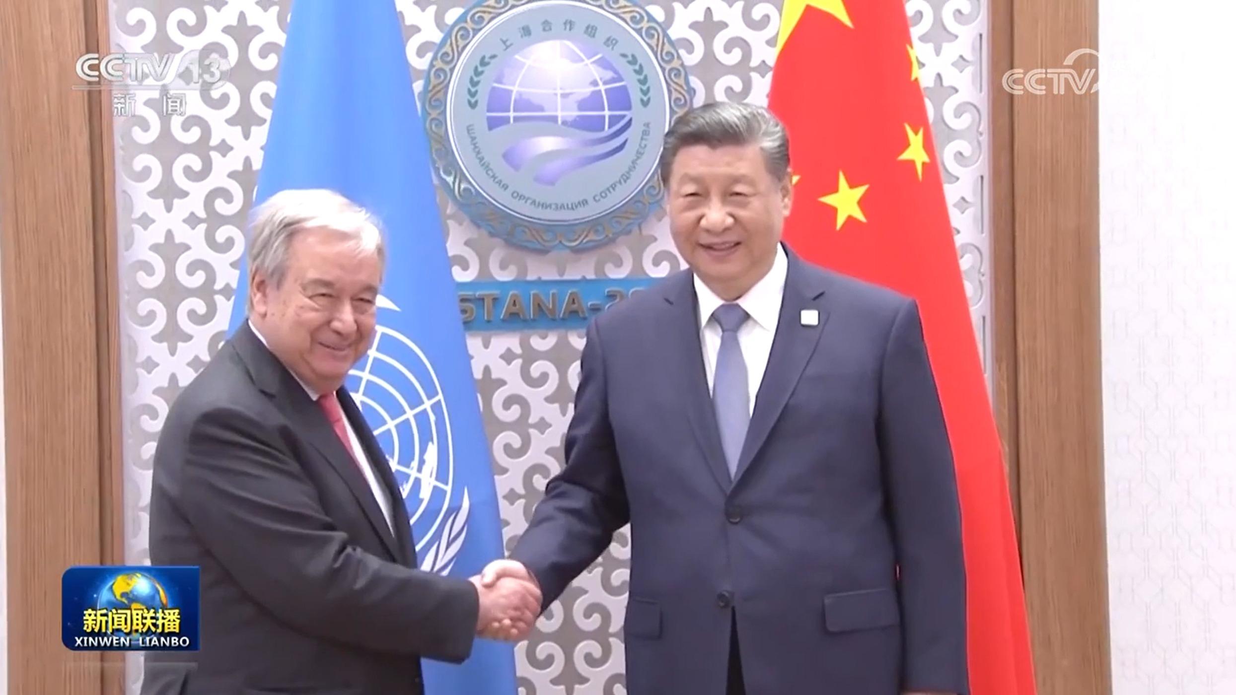 习近平会见联合国秘书长