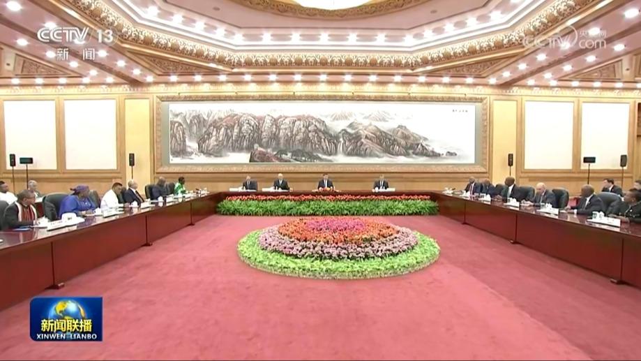 习近平会见出席全国人大加入各国议会联盟40周年纪念活动暨发展中国家议员研讨班外方议会领导人