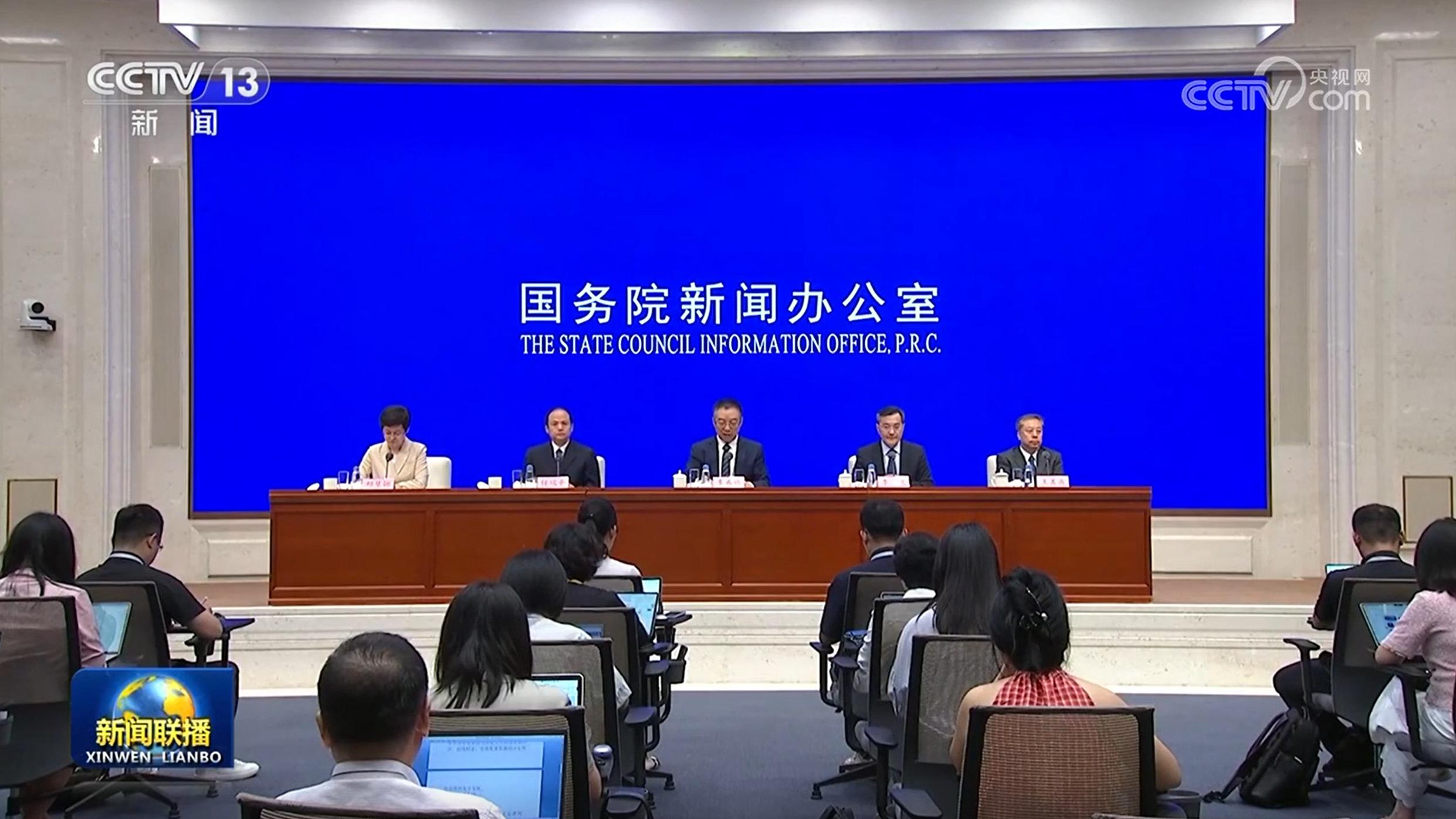 我国将更大力度优化市场准入环境
