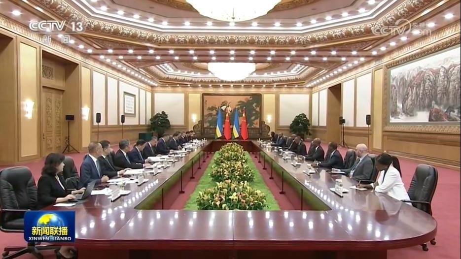 习近平会见卢旺达总统