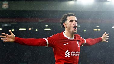 [英超]利物浦4:2胜纽卡斯尔联 领跑积分榜