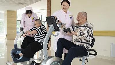 退休人员基本养老金翻番!社保待遇稳步提升