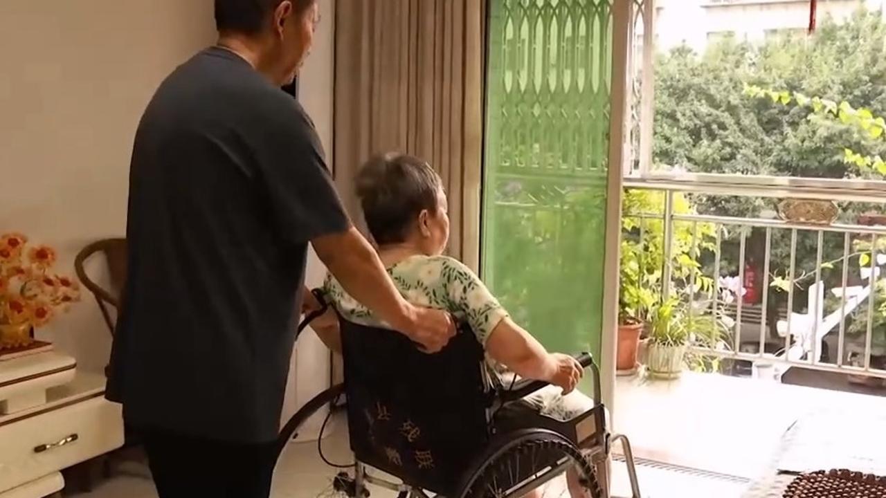 焦点访谈:适老化改造 让养老变享老