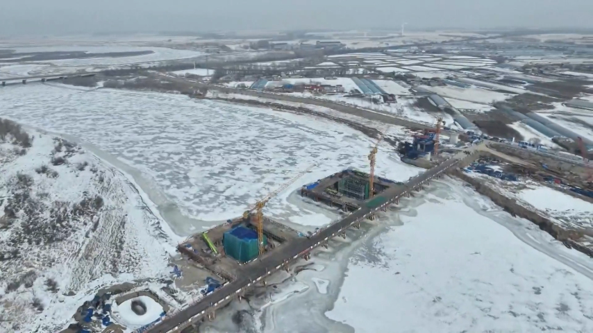 Track-laying for Harbin-Yichun high-speed railway completes