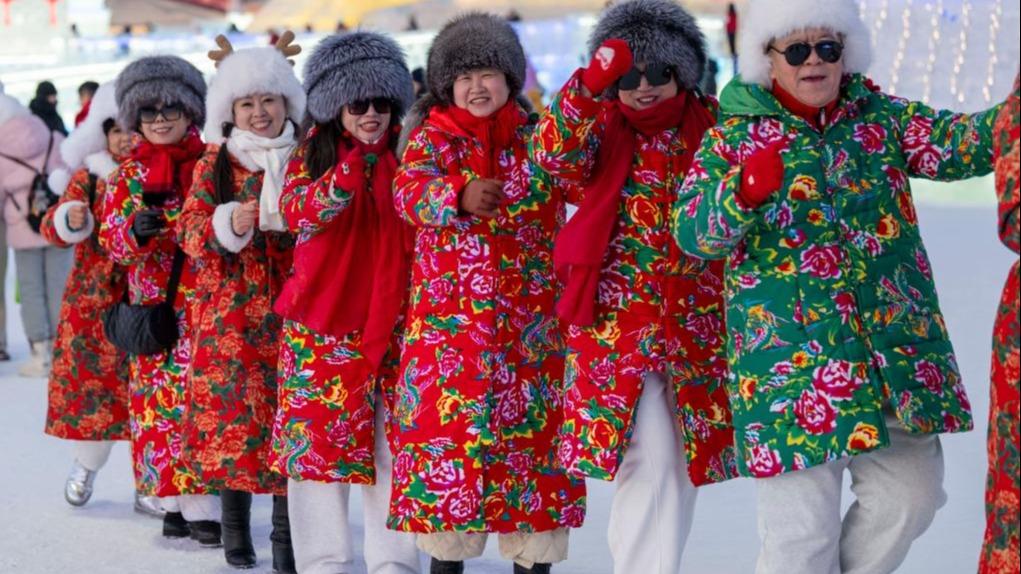 China sees record number of enterprises in ice and snow tourism