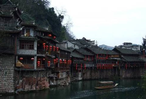 凤凰古城在哪个城市旅游攻略 2013040310302166498.jpeg