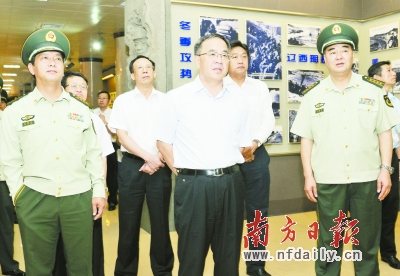 王辉 罗文清 摄昨日下午,中共中央政治局委员,广东省省委书记胡春华