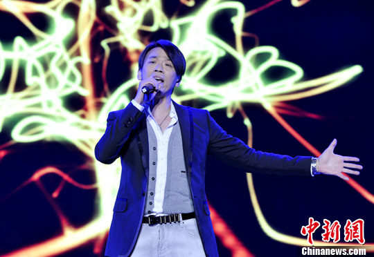 原标题:   中新网6月9日电 据台湾"中国时报"消息,陶喆公布和未婚妻