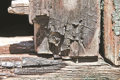 京张铁路百年机车房被指存火患 木窗现过火痕迹(图)