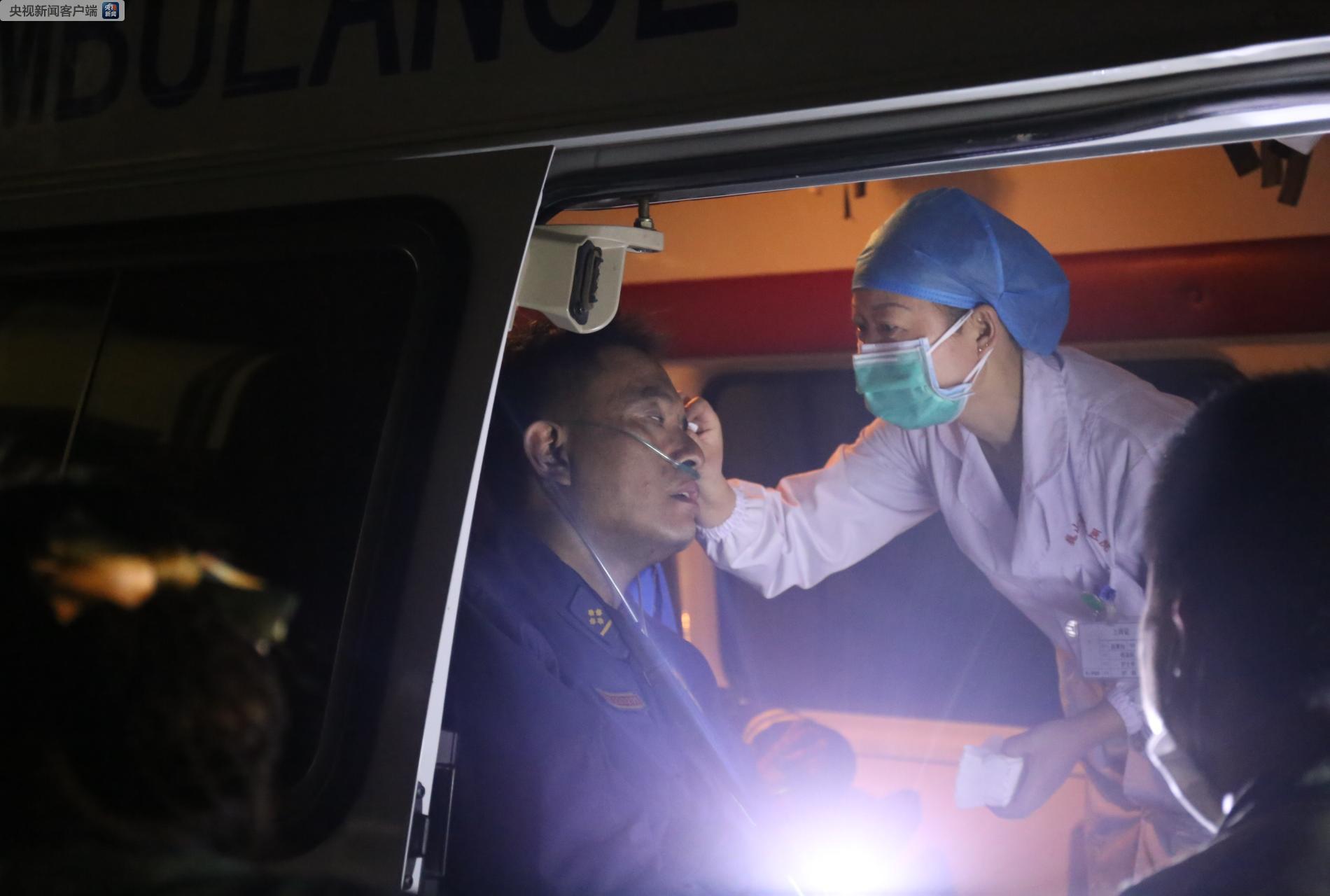 云南大理一在建隧道起火 紧急转移疏散49人