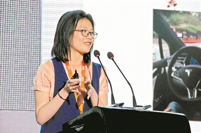 14岁上清华29岁成终身教授 王梦迪的学习秘笈:爱解谜