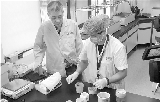 小龙虾重金属含量超标？回应：不超标，但尽量不要食用头部