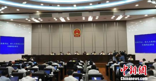 杭州：生活垃圾分类投放信息将纳入个人信用信息系统