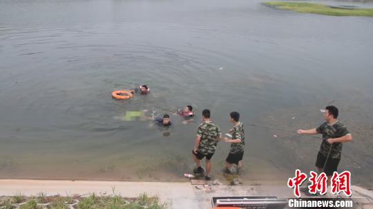 河南洛阳三人落水 母子二人不幸溺亡