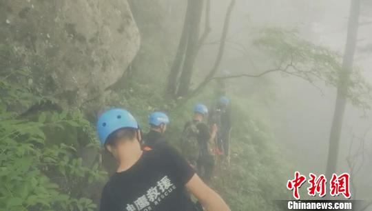 上海一游客河南灵宝登山失联数十日 救援仍在进行中