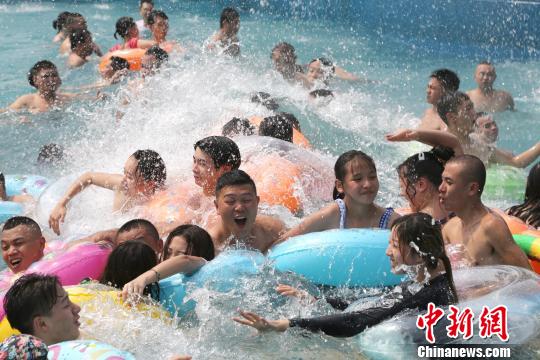 “三伏天”即将结束 “火炉”重庆“高烧”不退