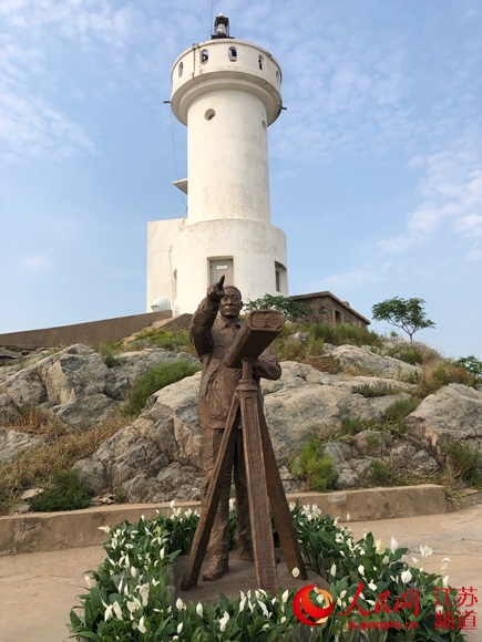 王继才铜像。王伟健摄