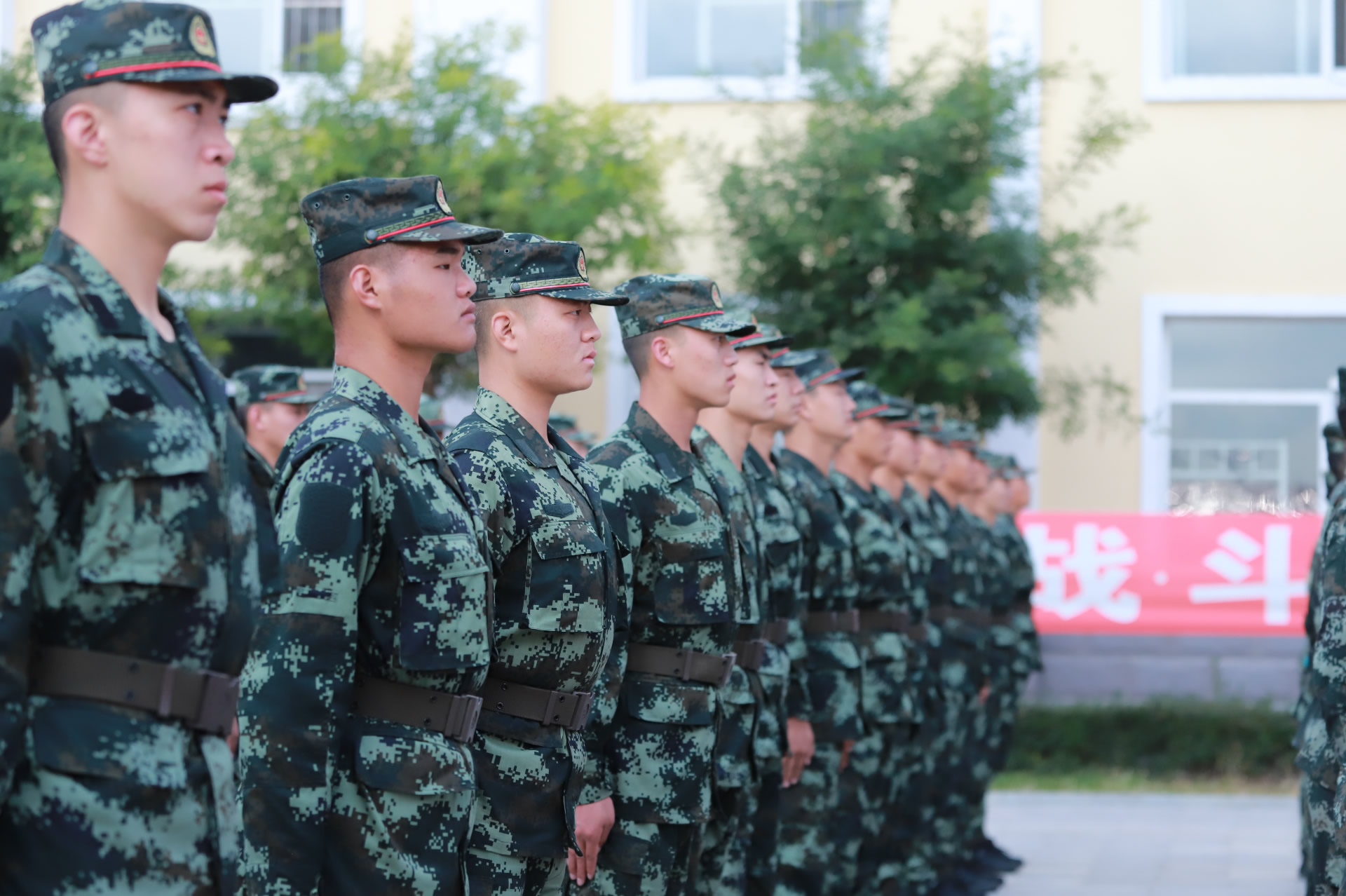 沈阳武警总队图片