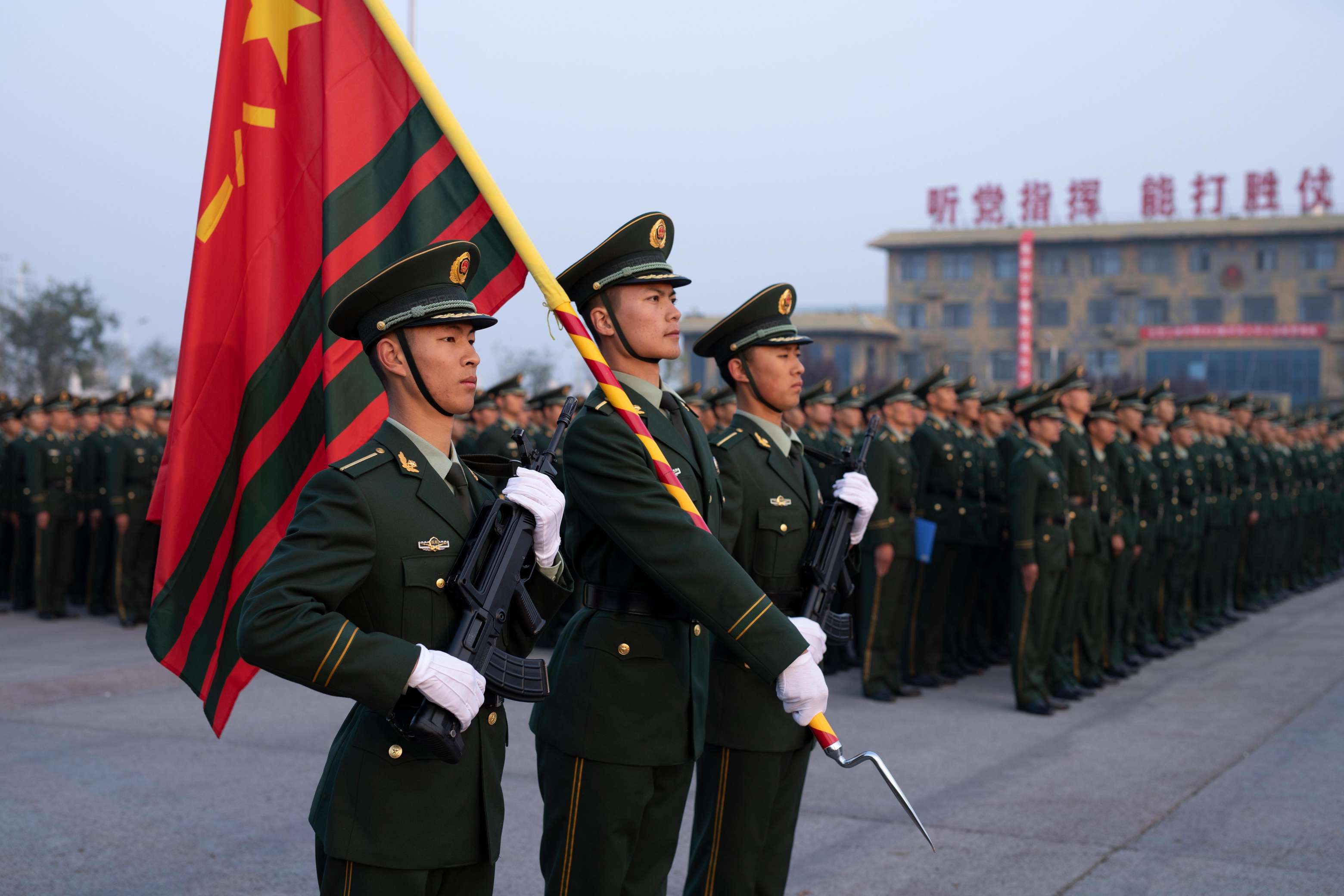 来了来了一道杠的青春