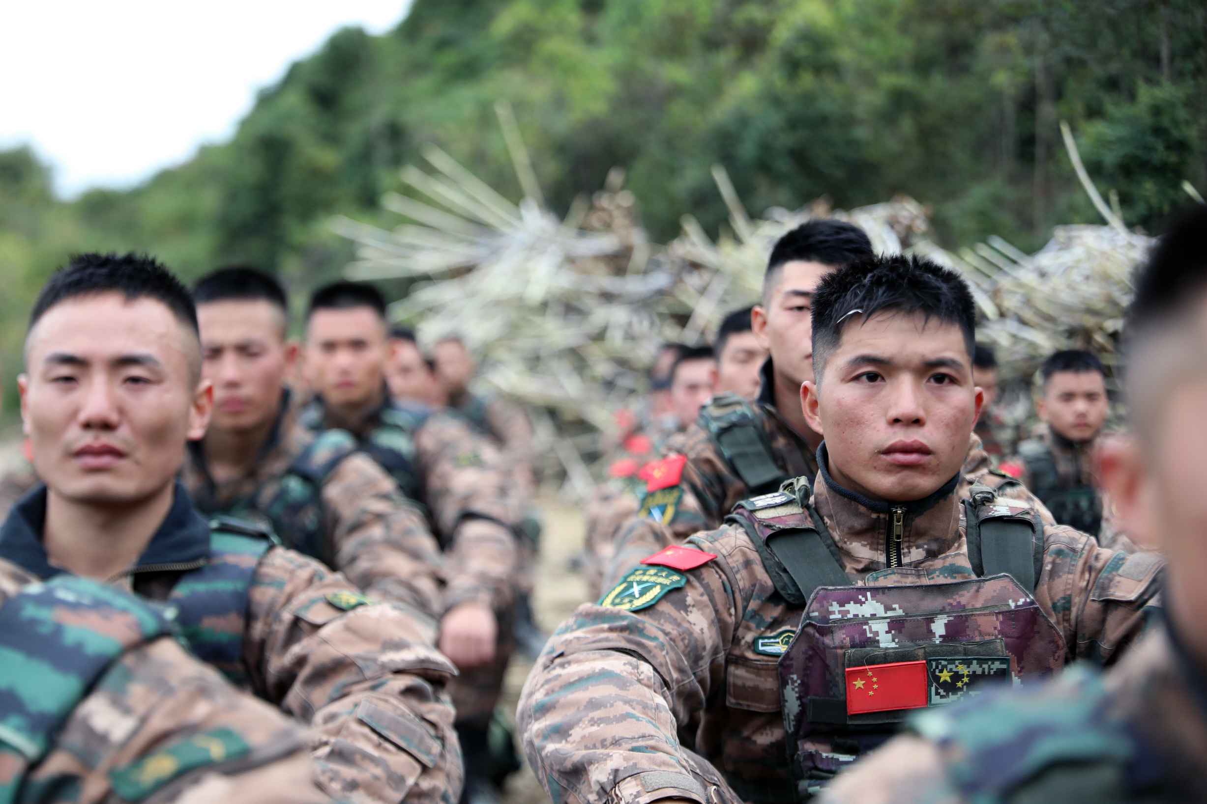 武警南宁支队:魔鬼周的快乐那么高级 先苦后甜心情才