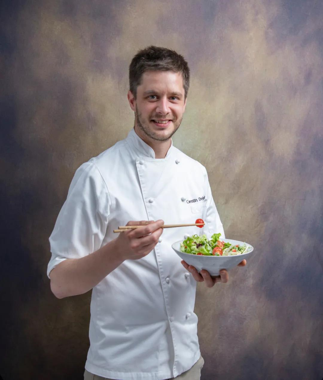 戴广坦炒蛋豆腐煲土豆烧刀豆法国厨师生涯始于这三道