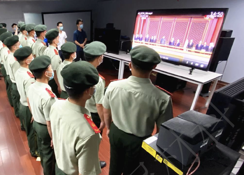 北京市总队执勤第三支队执勤四中队官兵参加超高清电视技术科普日活动
