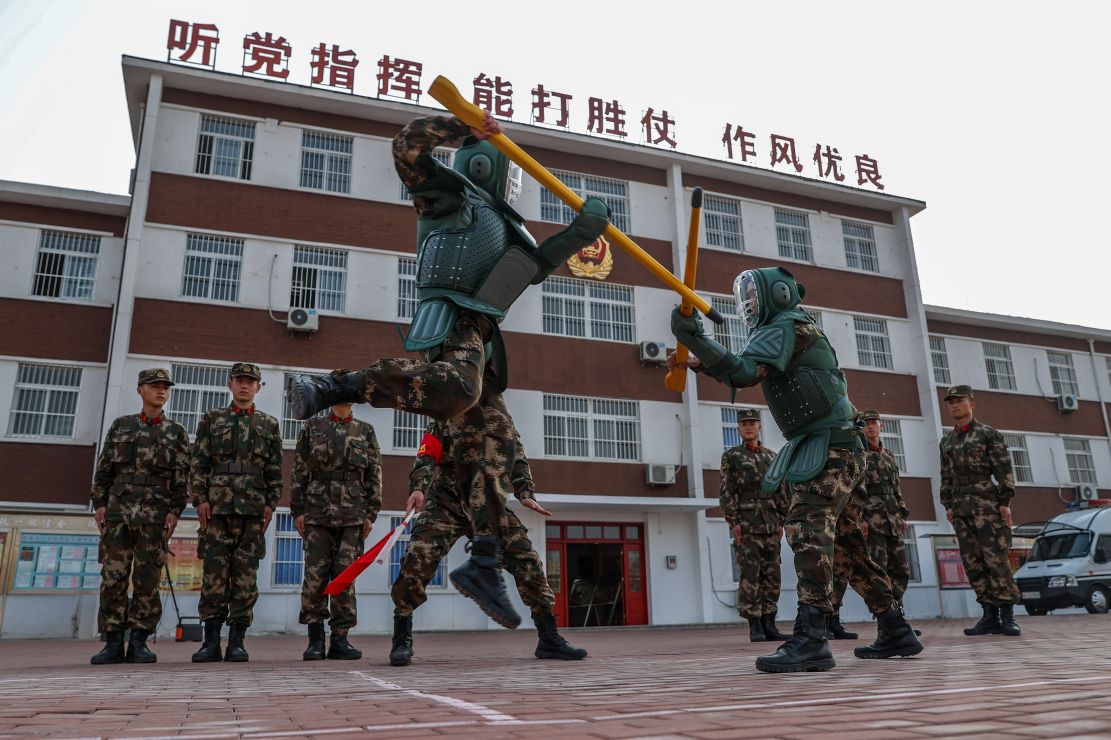 武警机动部队图片