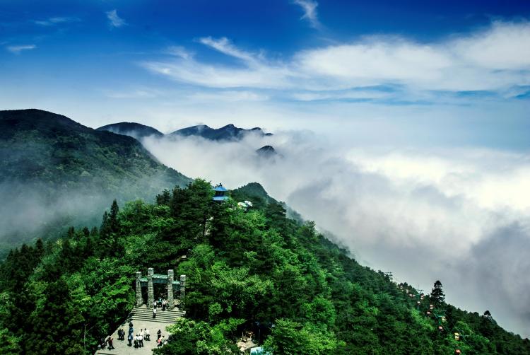 全国首批15个“天气气候景观观赏地”公布 老君山云海入围！