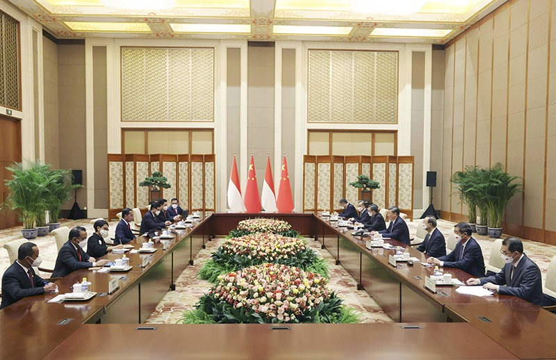 7月26日下午，国家主席习近平在北京钓鱼台国宾馆同印度尼西亚总统佐科举行会谈。新华社记者 刘卫兵 摄