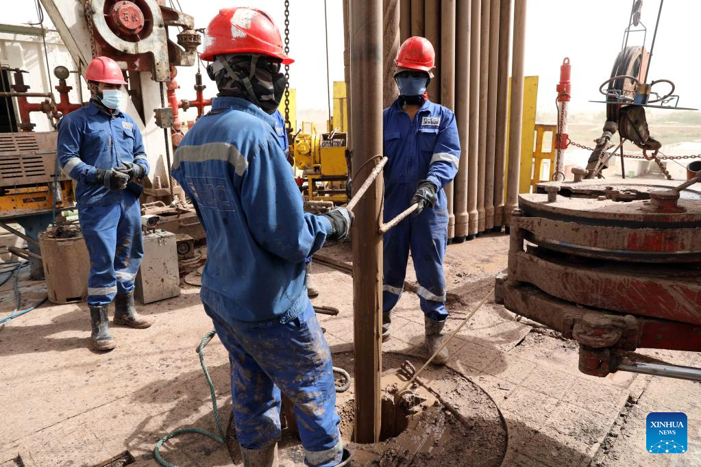 Feature: PetroChina's oil field project in Iraq turns wasteland into ...