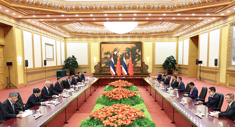 10月19日下午，国家主席习近平在北京人民大会堂会见来华出席第三届“一带一路”国际合作高峰论坛并进行正式访问的泰国总理赛塔。