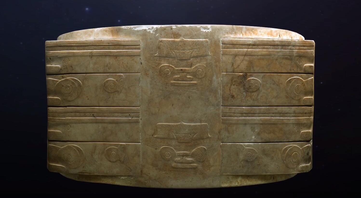 琮王，良渚文化玉器中品质最佳、体量最大、雕琢最为精美的玉琮，重达6.5千克