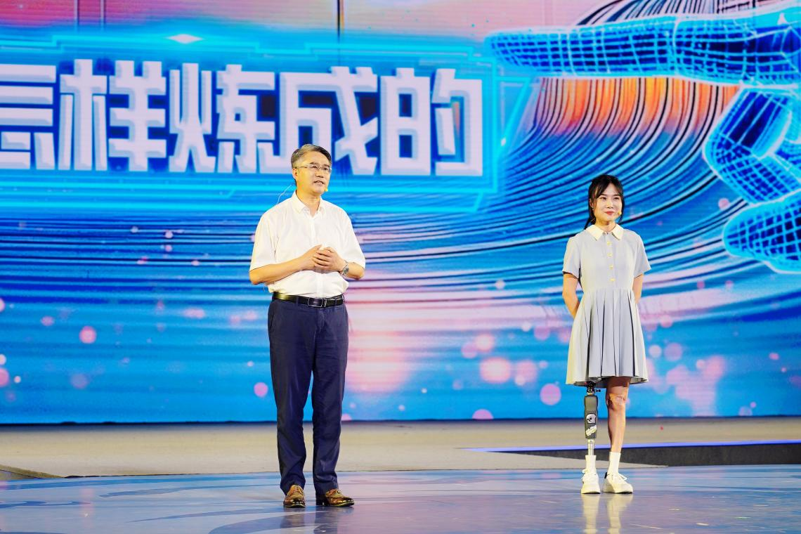 “徐翔离婚案”三年后将再开庭，待分割财产金额成焦点