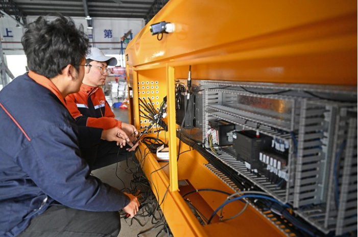 向“新”求进 以“创”登峰——天津民营经济提质增效实地探访