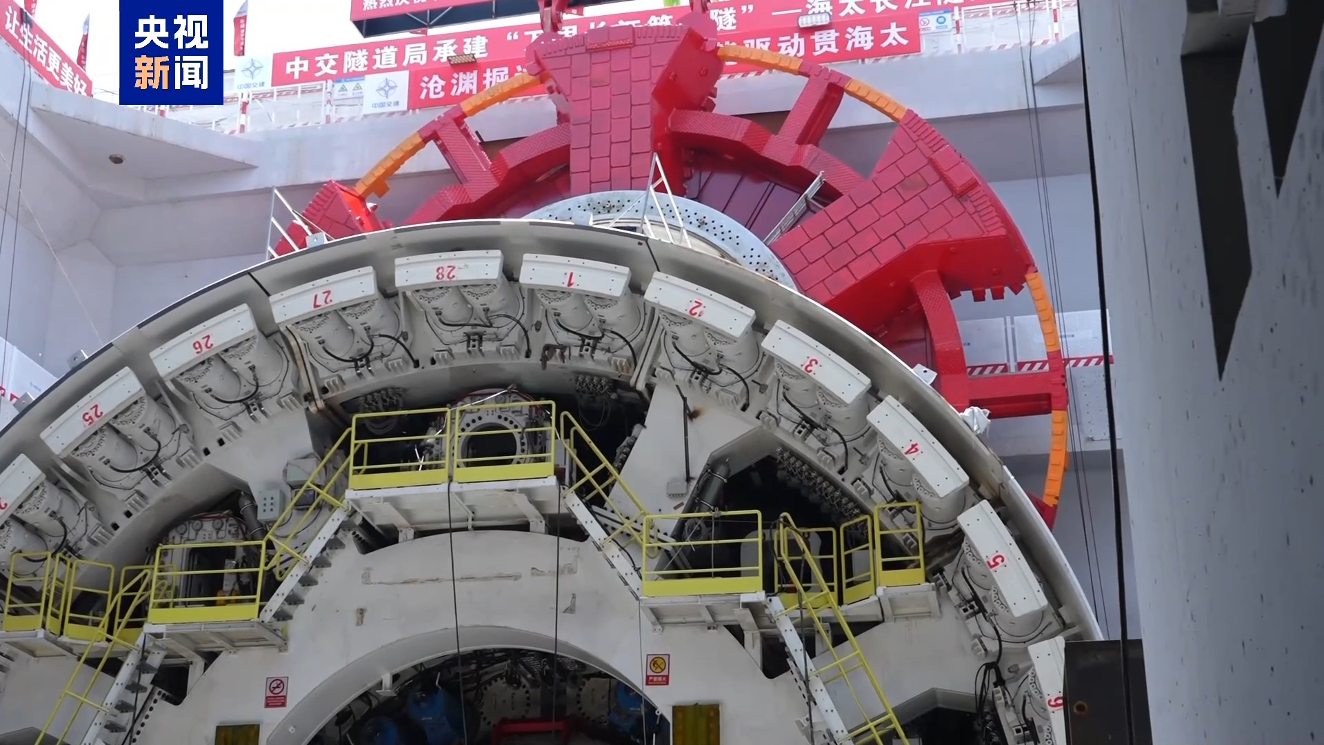 粵港澳大灣區(qū)立異智庫主席莊守堃：低空經濟要“飛得穩(wěn)”才干“飛得遠”