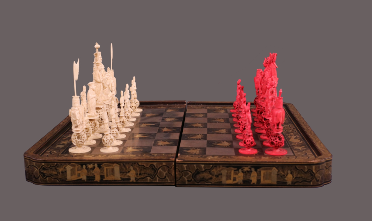 清牙雕茜红套球国际象棋