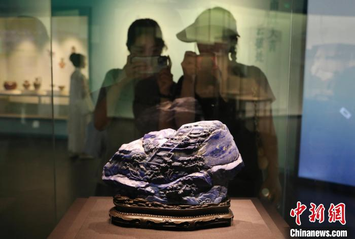 青·韵——文物里的中国传统色彩美学”特展在成都启幕_旅游频道_央视网