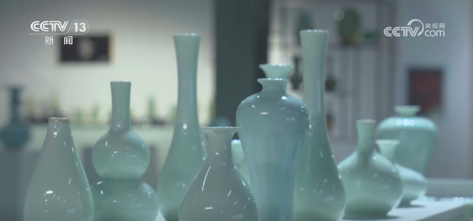 文化中国行| “邂逅”绝美“中国色” “雨过天青”汝窑里的千年雅韵_新闻频道