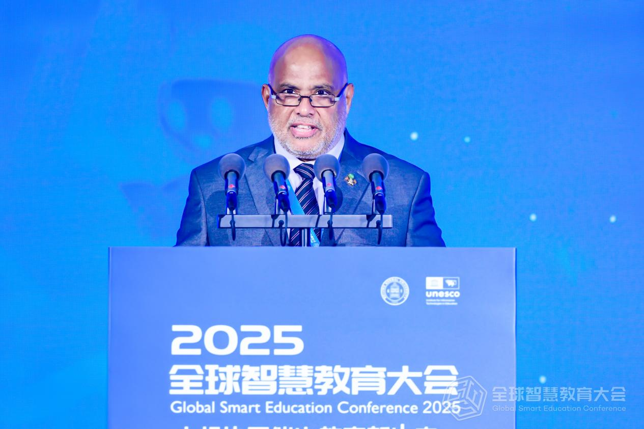 马尔代夫高等教育、劳动和技能发展部部长Ali Haidar Ahmed